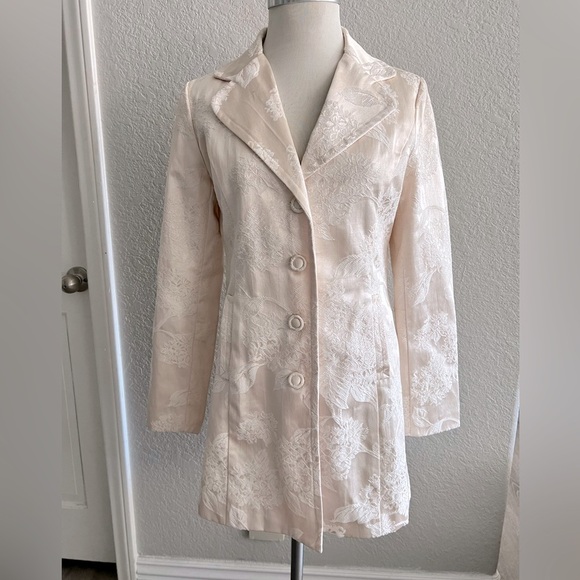 Doki Geki Jackets & Blazers - Doll Geki cream / white embroidered long blazer jacket coat women’s size large